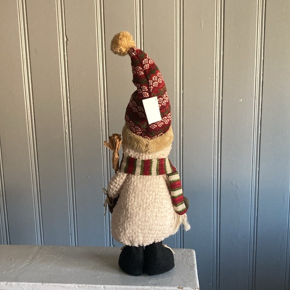 NWT- 19” Standing Snowman ⛄️ Holiday Greeter Decoration Holding Broom 🧹 Adj.Hat - Picture 11 of 17